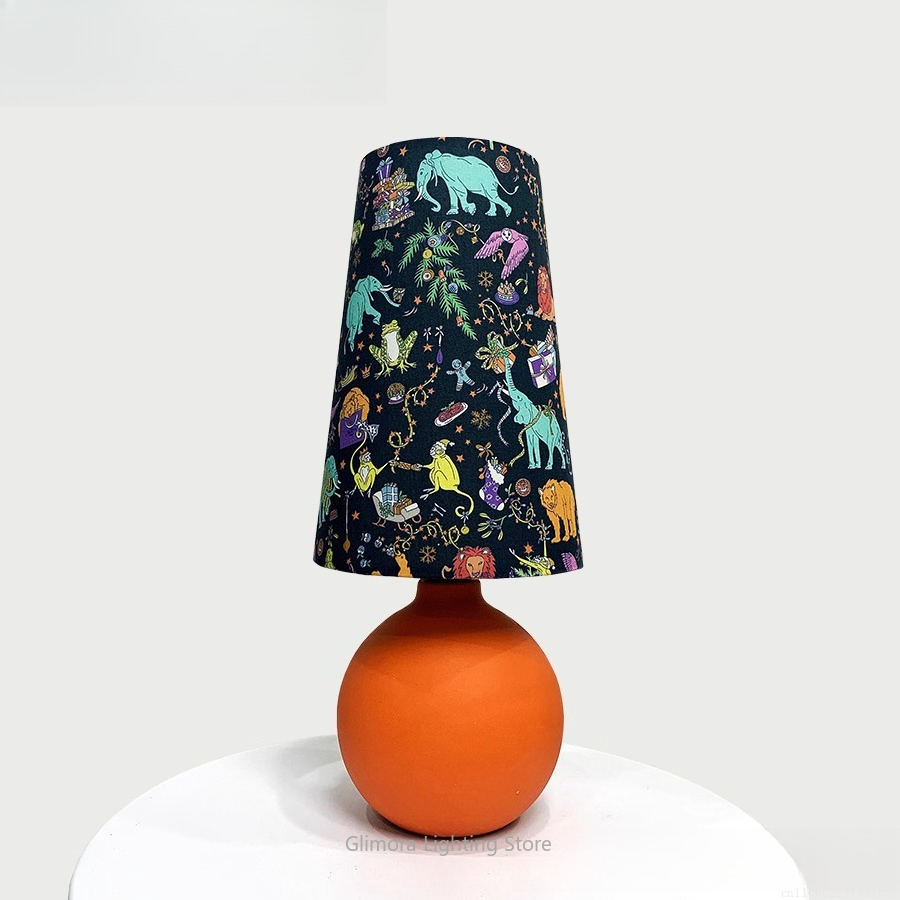 Lampe de table sphère orange : - Century Textile & Sewing Supply Avenue C North Saskatoon Sk avis et prix